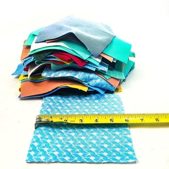 1970’s VTG Fabric Quilt Pieces & Handmade Doll - Picture 3 of 12